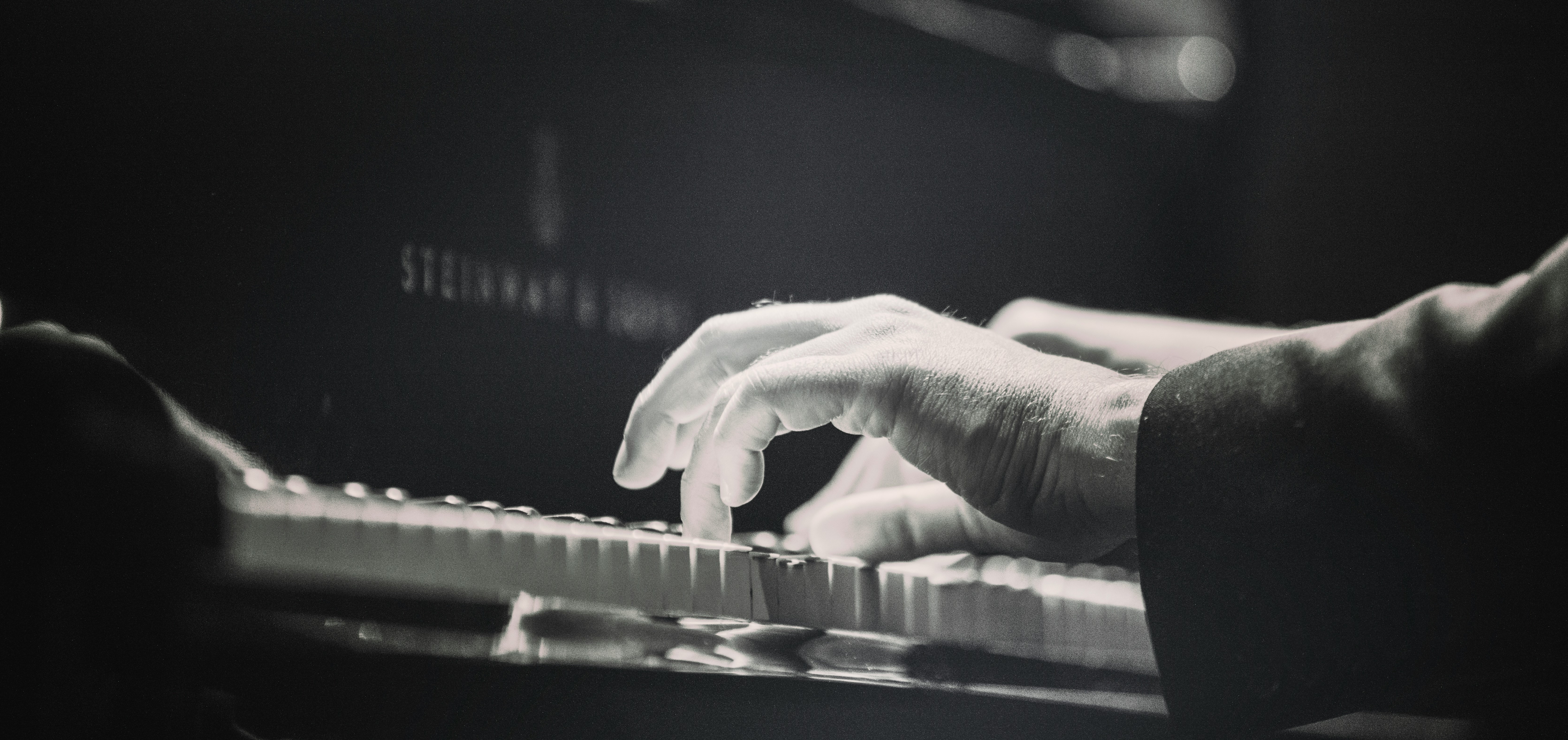 Classic Piano Repertoire: Intermediate level